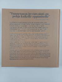 Yhdistykset palvelemassa yhteiskuntaa - ja toteuttamassa itseään : casebook Kolmas lähde