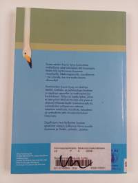 Suomineidon kaunis hymy