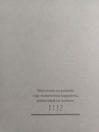 Itsenäisyyden ajan suomalainen koru (numeroitu)