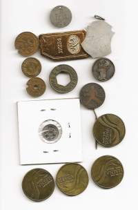 Erä poletteja palkinomitaleita yms alk 1896 n 14 kpl