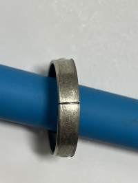 Vaihtosormus 1940, korvaussormus, kultasormuksien vaihto sota-aikana, ilmavoimien hakaristi