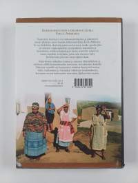 Valkoista mustalla : kertomuksia väristä, väkivallasta ja vaeltamisesta