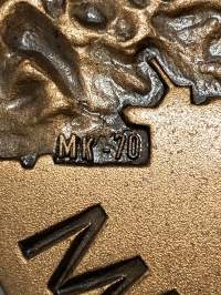 Koululaiva Matti Kurki (ex. Porlock Bay) -mitali, harvinainen, komentaja M. Wikbergille alunperin kuulunut kappale, virheetön