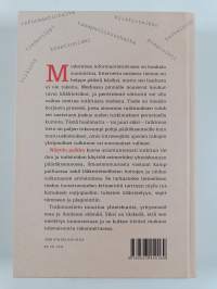 Näytön paikka : Tutkimustiedon käyttö ja väärinkäyttö