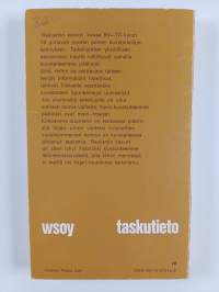 Realismin kasvot : 18 taiteilijamuotokuvaa