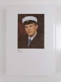 Spes patriae 2001 : Vuoden 2001 uudet ylioppilaat = 2001 års nya studenter