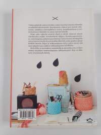 Virkkuri : virkkuutöitä kotiin ja käyttöön