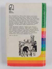 Viisikko aarresaarella ; Viisikko vanhassa majakassa