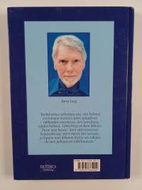 Itsetuntemus : todellinen epätodellisen takana