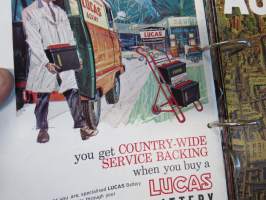 Austin Magazine 1961-1968 -annual volumes / englanninkielinen asiakaslehti, 8 vuoden lehdet joitakin puuttuu välistä, tulleet alunperin Veholle (maahantuojalle)