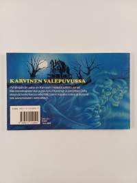 Karvinen valepuvussa