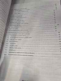 Hakkipilke 37 klapikoneen käyttö- ja huolto-ohje  1-2011