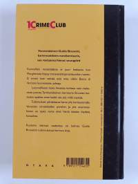 Kuolema väärissä vaatteissa