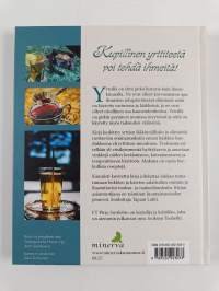 Maistuisiko yrttitee : elinvoimaa luonnosta