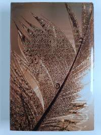 Hävyttömän hieno elämä (signeerattu)