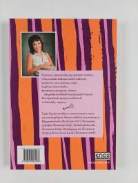 Eteisessä, raitamatolla