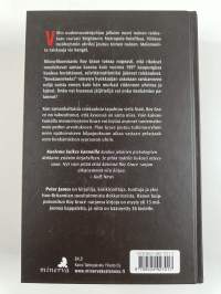 Kuolema kulkee kannoilla