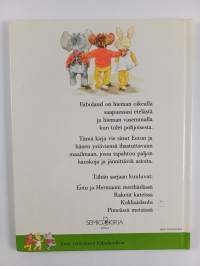 Pimeässä metsässä