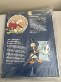 Parhaat sarjat kirjakerho no 27 Ankka-klaanin skottikuviot, Aku taikurina ja muita Aku Ankan parhaita