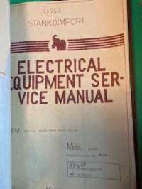 USSR tekninen koneen käsikirja 100 tonnin kampityyppiseen särmäyspuristimeen.