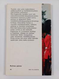 Matkustamme Englantiin : Pieni matkaopas