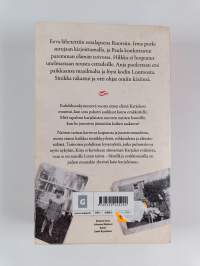 Kahvia ja karjalanpiirakoita