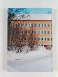 Illico perfectum : viestikoulun kuusi vuosikymmentä 1941-2002