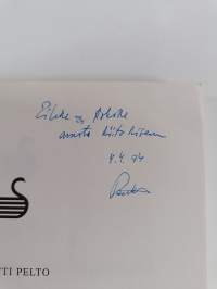 Kaksi suomalaista urkuperinnettä : Tutkimus kangasalalaisten ja uusikaupunkilaisten 1800-luvun mekaanisten urkujen musiikillisista ominaisuuksista (signeerattu, t...