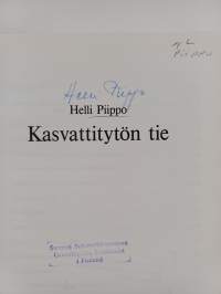 Kasvattitytön tie (signeerattu)