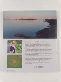 Merenranta kutsuu : tietoa ja luovaa tekemistä Suomenlahden rannoilla retkeileville