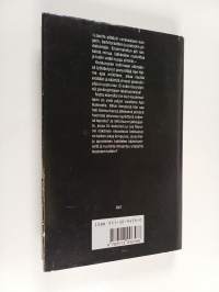 Kuolemanuni : jännitysromaani