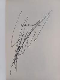 Kun kyyhkyset katosivat (signeerattu)