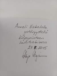 Koulun laulutunnilla : tietoa vanhoista koululauluista (signeerattu, tekijän omiste)