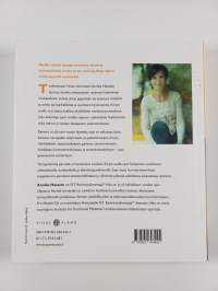 Virtaa ravinnosta! Miten löydät kehon ja mielen tasapainon sinulle sopivalla ruokavaliolla (signeerattu, tekijän omiste)