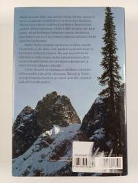 Vieressä ja vaarassa