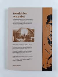 Vuorten kainalossa vetten syleilyssä : Hyrkkölän kyläkirja