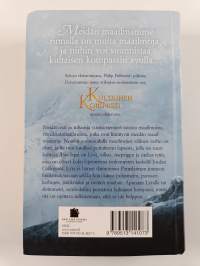 Universumien tomu 1-3 : Kultainen kompassi ; Salaperäinen veitsi ; Maaginen kaukoputki