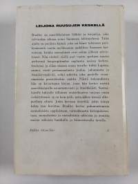 Leijona ruusujen keskellä : muistelmia Suomesta