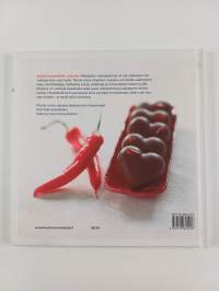 Iki-ihanat karamellit : uusia ja vanhoja suosikkeja makeannälkään