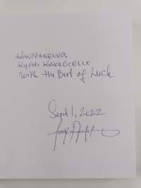 Johtaminen : Voittavan johtamisen muotoilu (signeerattu, tekijän omiste)