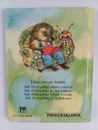 Siili Pystypiikki lähtee lomalle