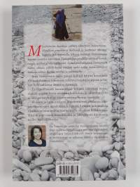 Nimettömien teiden päässä