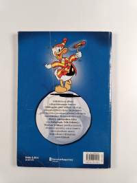 Pilkun paikka : Ankkalinna jalkapallokuumeessa