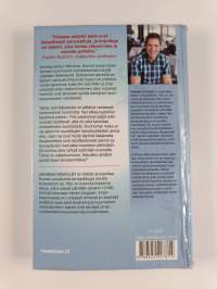 Ruokavallankumous : vältä lisäaineita ja syö aitoa ruokaa!