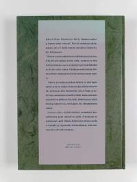 Pennusta pitäen : suomalaisen kennelhistorian ensimmäiset sukupolvet (signeerattu, tekijän omiste)