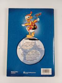 Pilkun paikka : Ankkalinna jalkapallokuumeessa