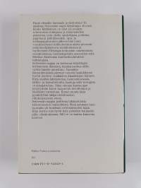 Seitsemän nappia : pappismiehen muisteluja