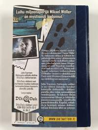 Nokimusta seikkailu : salapoliisiromaani