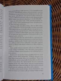 Miksi maapallo ei putoa?