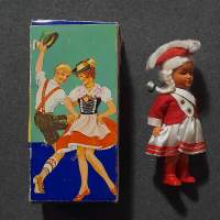 Nukke vanha tyttönukke  Tanzpuppe tanssiva nukke toimii 1950-1960 luvulta